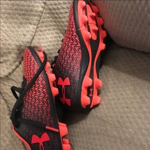 12Y Under Armour Soccer Cleats